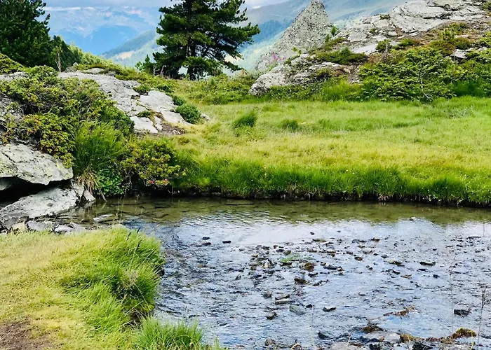 Hautes Roches - Magnifique Vue Sur La Montagne Daire